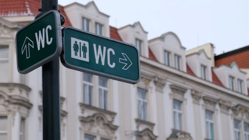 ヨーロッパの有料トイレ入口
