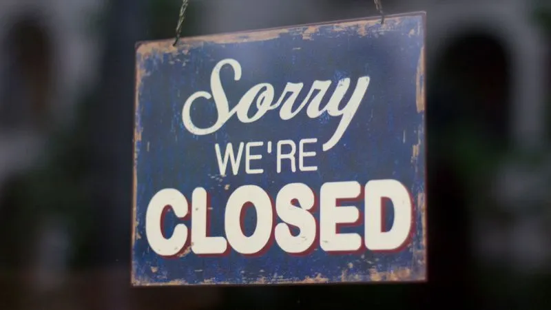 日曜日で閉まっている店