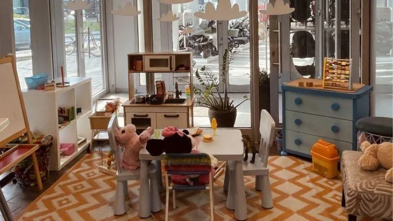 ポーランドのレストランにある子供の遊ぶスペース